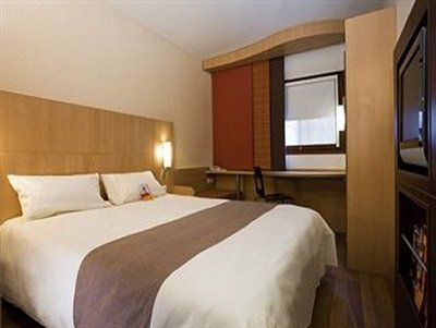 Ibis Centrum St.Baafs Kathedraal酒店3*
